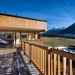 Alpen-Chalet Mit Privater Sauna Und Gletscher Panorama Neukirchen am Großvenediger