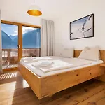 Πανσιόν Exklusives Chalet Mit Gletscherblick Neukirchen am Großvenediger