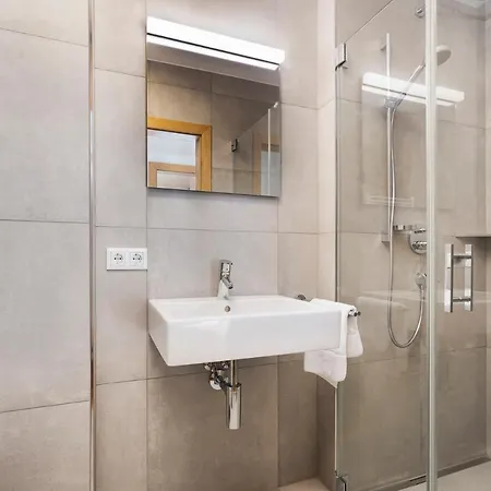 Exklusives Chalet-haus Mit Gletscherblick